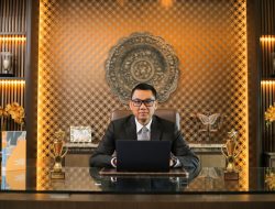 Dirut PLN Raih Penghargaan Tokoh Inspiratif Penggerak Transisi Energi