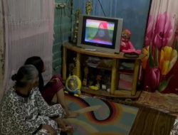 Jelang HUT RI, 13 Desa di Kabupaten Sintang Kini Terang dengan Listrik PLN