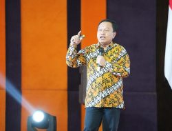 “Festival Industri Jawa Timur 2024 : Kontribusi PLN dalam Mendukung _Green Industry,_” Transisi Energi Terbarukan Menuju Dekarbonisasi Industri.