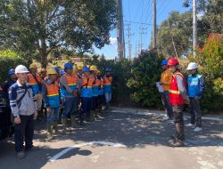 PLN Icon Plus Kawal Implementasi Penarikan ADSS LS pada Project Infrastruktur Pendukung Sistem Transmisi Listrik PLN UIP2B JAMALI di GI Wlingi