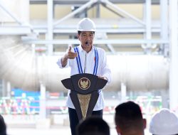 Dukung Hilirisasi, PLN Siapkan Listrik Andal Untuk Smelter Freeport Yang Baru Diresmikan Presiden Jokowi