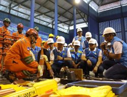 Pastikan Layanan Prima, PLN Icon Plus Bersama PLN UID Jatim Gelar Apel Siaga Kelistrikan Natal 2024 & Tahun Baru 2025