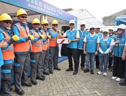 Sambut Nataru, Dirut PLN Tinjau SPKLU Bandung Pastikan Seluruh Infratruktur EV Siap Layani Masyarakat 24 Jam