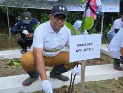 Peringati Hari Lingkungan Hidup Sedunia, PT PLN (Persero) UIP JBTB serah terima bantuan TJSL dan Penanaman Mangrove di Pesisir Lamongan