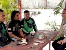 Operasi Patuh Semeru 2025, Polres Ngawi Ngopi Bareng Komunitas Ojol Beri Edukasi Kamseltibcarlantas