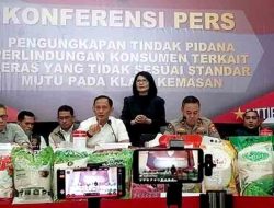 Bareskrim Geledah Gudang di 3 Kota Ungkap Kasus Beras Oplosan