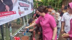 Peringati Hari Bhayangkara ke-79, Polres Jember Salurkan Bantuan Tandon Air dan Sembako ke Warga Sumberjambe