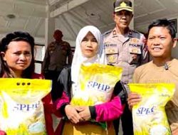 Gelar Bazar, Polres Blitar Dukung Gerakan Pangan Murah, Salurkan Beras SPHP untuk Masyarakat