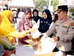 Gerakan Pangan Murah, Polres Bojonegoro Disambut Antusias Warga 30 Ton Beras Habis Terjual