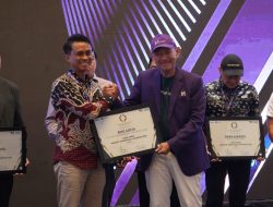 General Manager PLN Icon Plus Jatim Raih Penghargaan Jawa Timur Industry Marketing Champion 2025