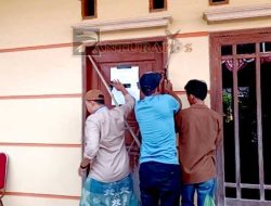 Warga Desa Kepohagung Segel Ruang Kerja Kades, Dugaan Penyelewengan Dana Capai Rp1,1 Miliar