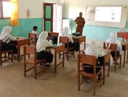 Hari Kesaktian Pancasila, Listrik PLN Masuk 24 Jam, Ratusan Siswa di Maluku Utara Bisa Rasakan Digitalisasi Pendidikan