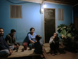 PLN untuk Rakyat, PLN Hadirkan Keadilan Energi Lewat Program Tirai Kasi di Kecamatan Ndona Timur, NTT, Terus Terangi Wilayah Terpencil