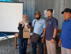 PLN Icon Plus Perluas Literasi Digital Warga Desa Kampung PLN Mobile di Trucuk Bojonegoro