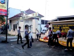 Polres Lamongan Siagakan Personel Hingga Dirikan Posko Siaga Banjir Polres Lamongan All-out Tanggap Bencana