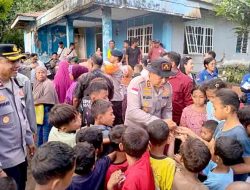 Polri Berikan Trauma Healing bagi Anak-Anak Terdampak Gempa Bumi di Ende