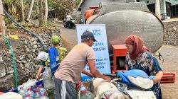 Kekeringan Meluas, YBM PLN UIP JBTB Salurkan 50 Ribu Liter Air Bersih ke Bondowoso dan Mojokerto