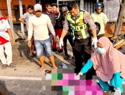 Laka Maut Sukodadi Lamongan: Salip Kanan Tanpa Perhitungan, Pengendara Vario Meninggal di TKP