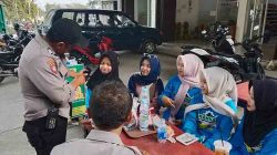 Warga Kasreman Diedukasi Tertib Berlalu Lintas dan Kenali Layanan Polisi 110