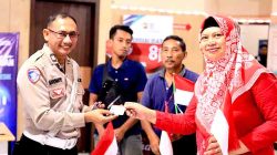 Satlantas Polres Gresik Hadiahkan “SIM Gratis” untuk 17 Warga yang Lahir 17 Agustus