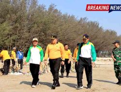 Aksi ‘Jogo Omah’, Polresta Tuban Gelar Green Policing di Pantai Jenu bersama Masyarakat