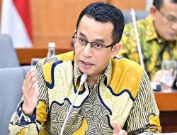 Batik Bukan Sekadar Tren Fesyen, Rizal Bawazier Dorong Generasi Muda Rawat Warisan Dunia UNESCO
