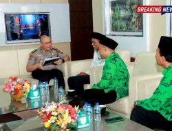 Polres Lamongan Perketat Pengamanan Jalan Sehat Hari Santri dan Sosialisasi Bahaya Miras di Sekolah
