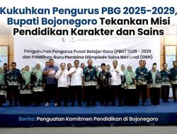 Bupati Bojonegoro Resmikan PBG Periode Baru Sekaligus Gelar Pelatihan Guru Pembina OSN di Unigoro
