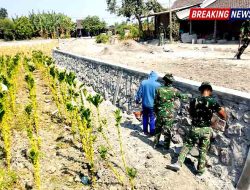 Satgas TMMD ke-130 Kodim Ngawi Finishing Talud Badan Jalan, Utamakan Kualitas dan Ketahanan Bangunan