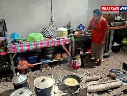 Kisah Haru Bu Supiyah, Penjaga Dapur Satgas TMMD 130 Ngawi yang Tak Kenal Lelah